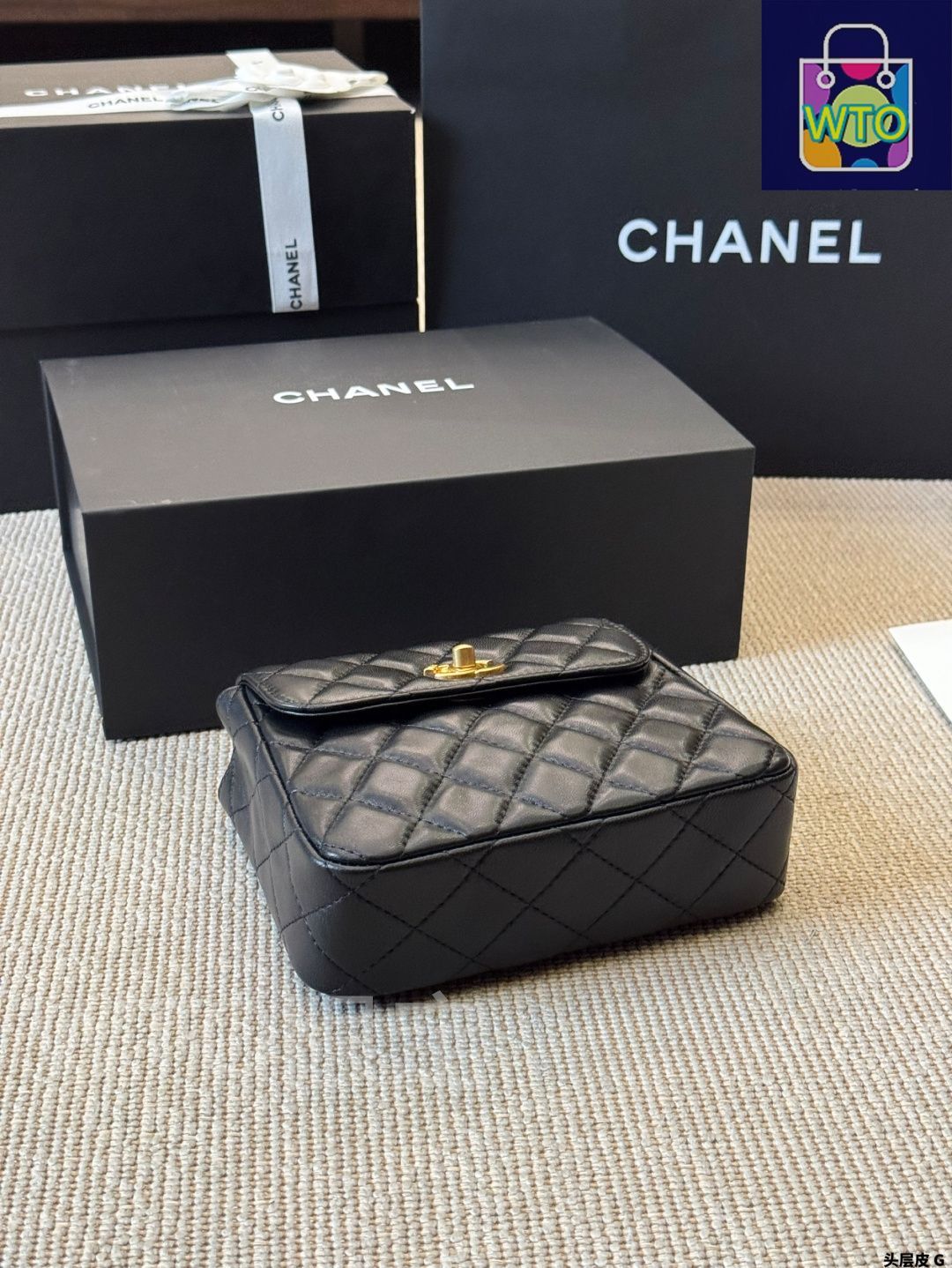 今日特価】Chanel シャネル ヴィンテージ黒金書包留めフリップ