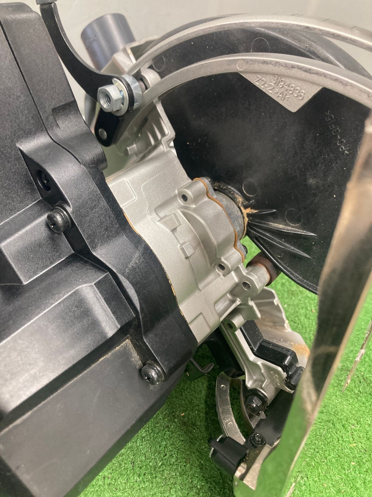 中古品】【0922】☆makita(マキタ) 165㎜電子マルノコ HS6303