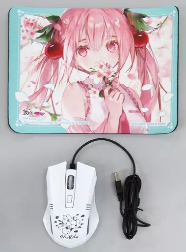 マウス白】桜ミク 光るマウス＆マウスパッドセット | オンライン