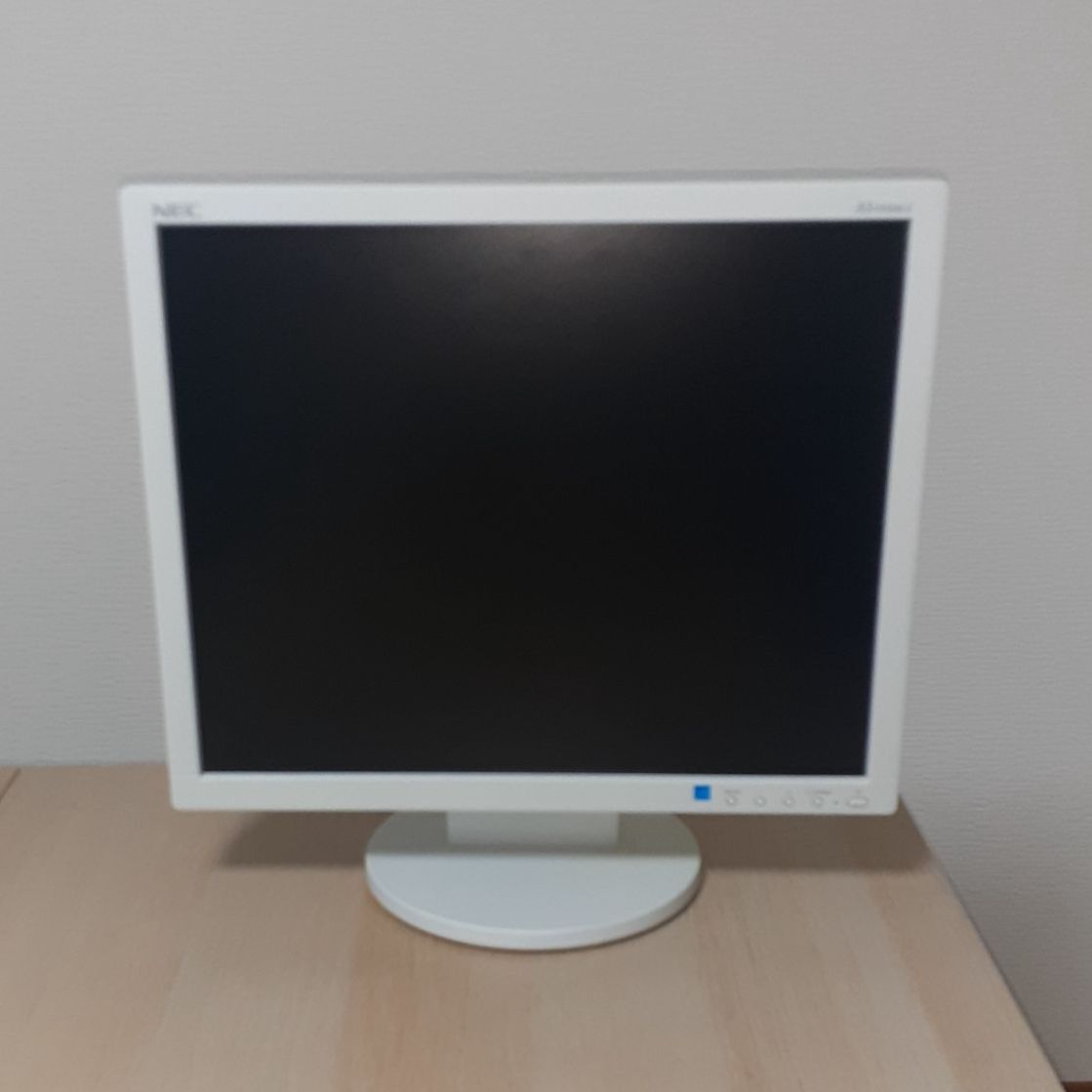 NECモニター LCD-AS191M-C【リユース】 - メルカリ