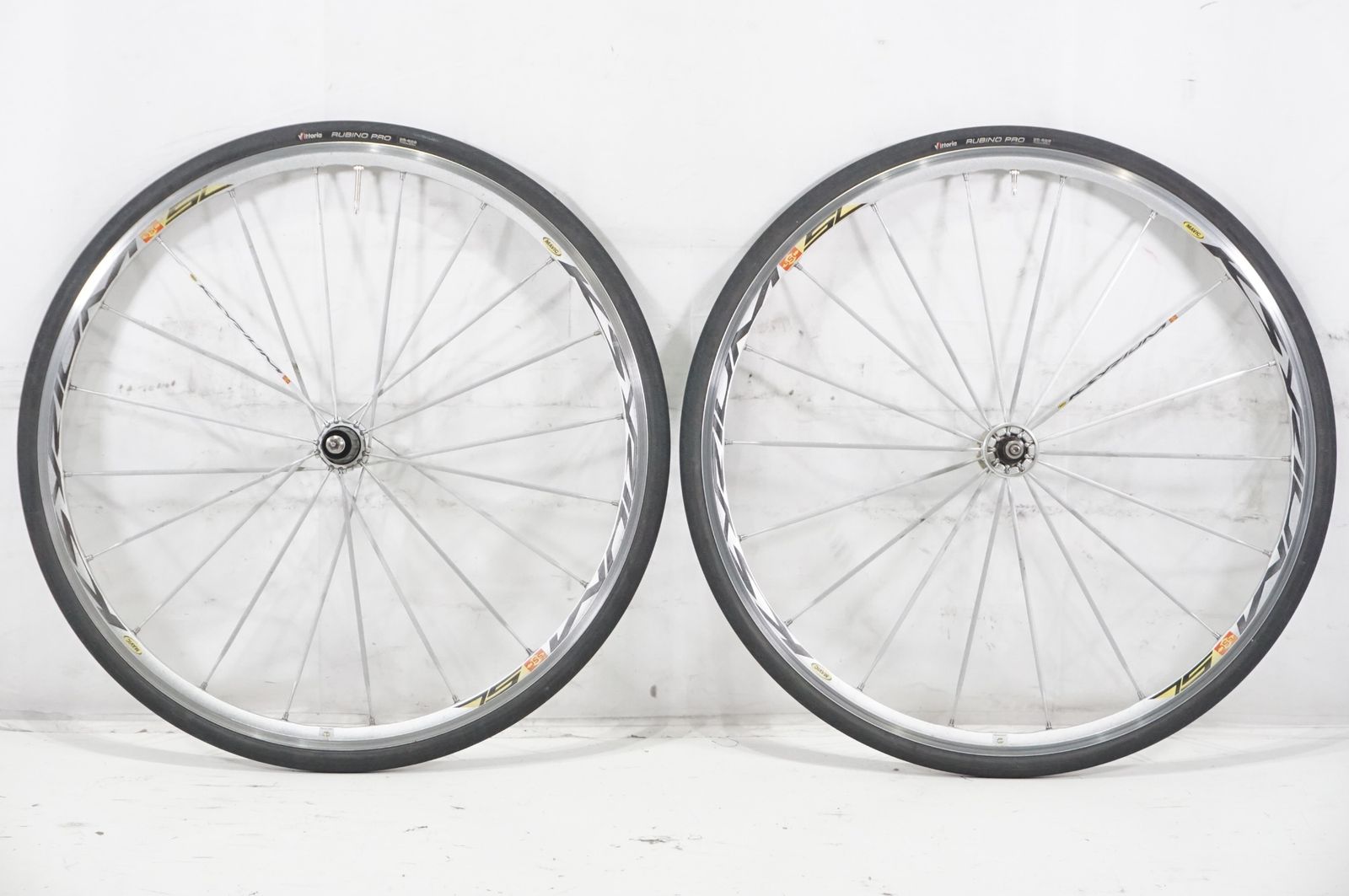 MAVIC KSYRIUM SR MAVIC ホイール バッグ付き　シマノ11S MAVIC KSYRIUM SR MAVIC ホイール バッグ付きシマノ11S