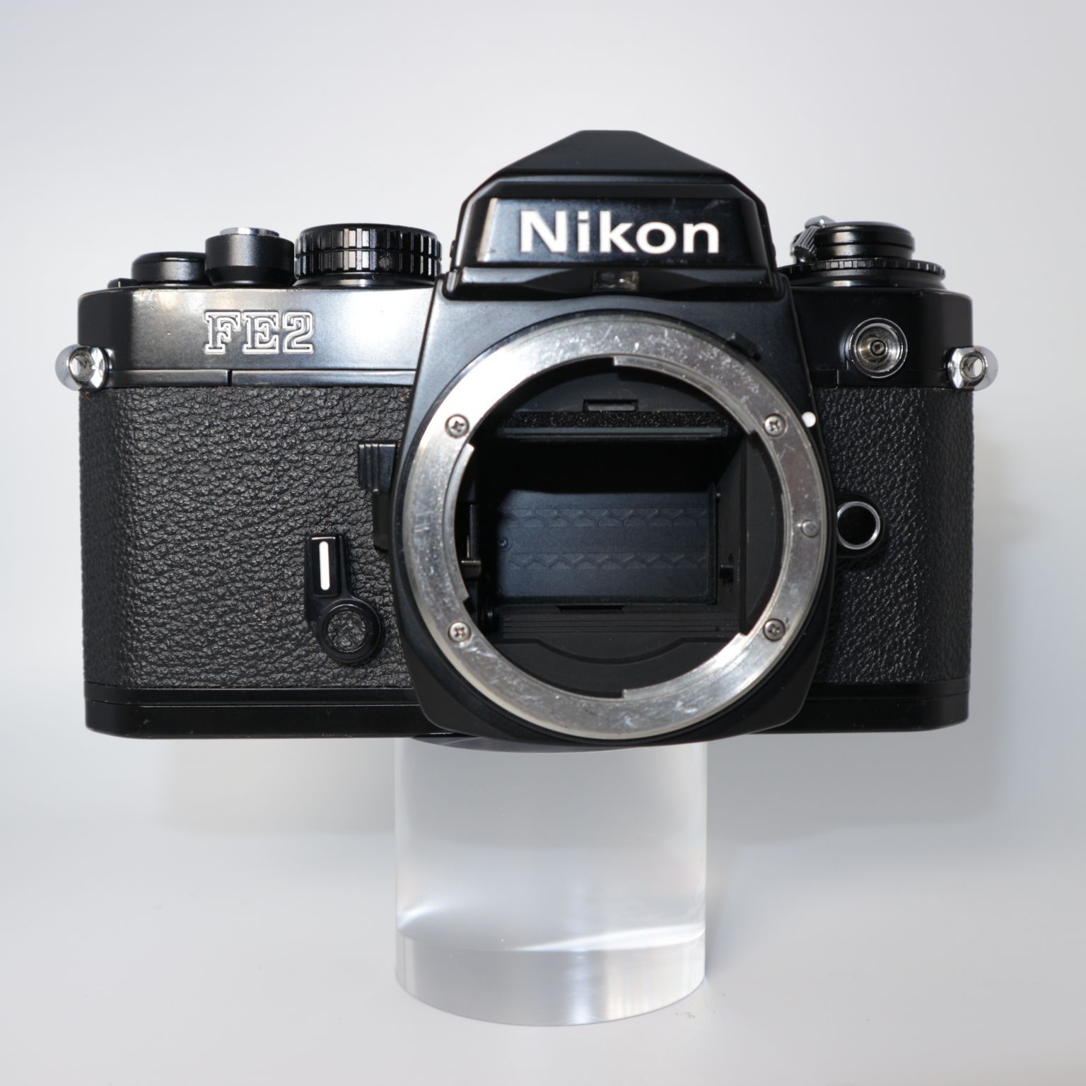 精度調整済み》Nikon FE2 ボディ フィルムカメラ - メルカリ