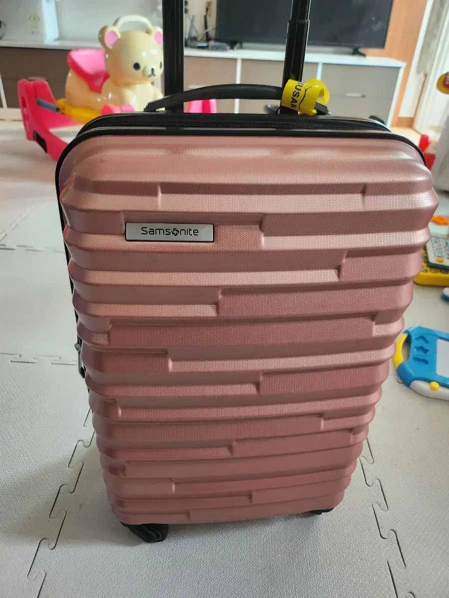 Samsonite サムソナイト ピンク キャリーケース スーツケース