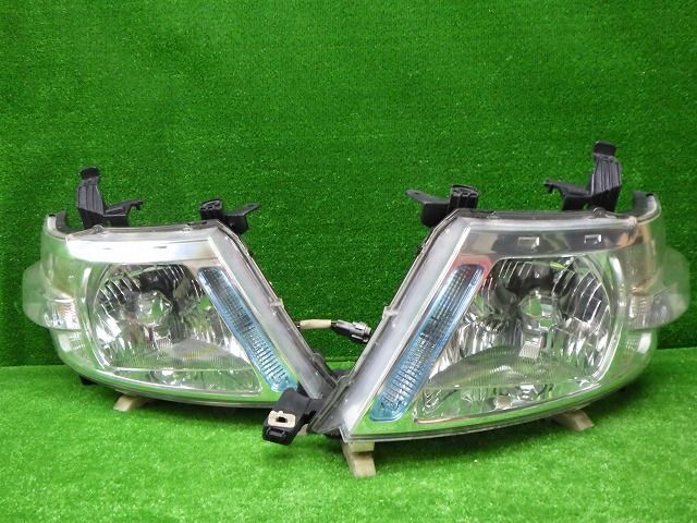 日産 C25 NC25 セレナ 前期 ヘッドライト左右 HID 100-24859 レベ・バラスト付 250108047