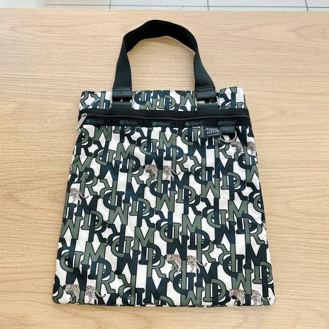本日限定価格！新品　レスポートサック ×メゾンドリーファー　トートバッグ大サイズ メゾン ド リーファー×レスポートサック、ヒョウ柄トートや