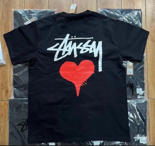 新品 特価値 《ステューシー》 ハート　ホワイト　STUSSY Tシャツ 黑+白 2枚