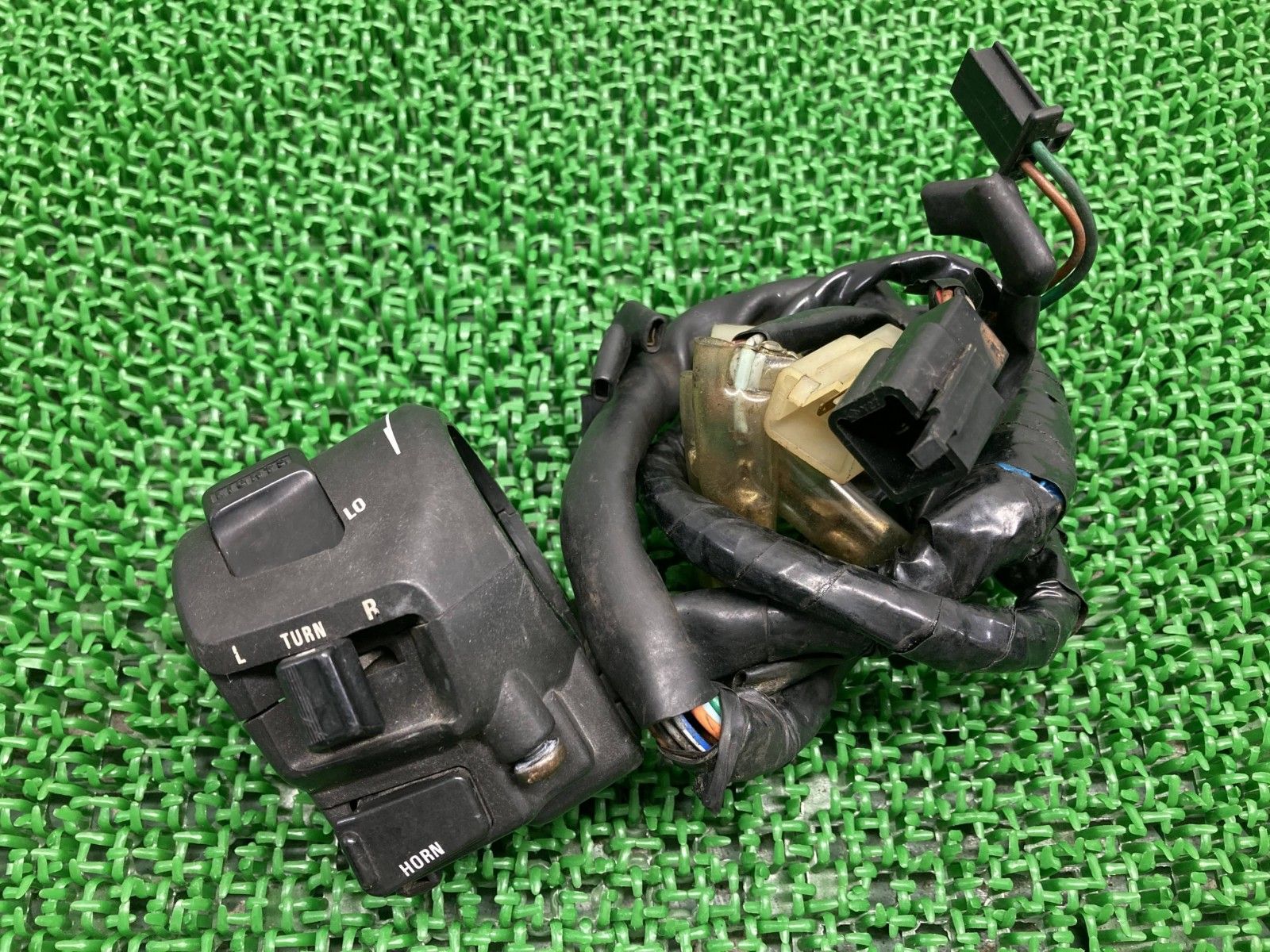 ジェイド ハンドルスイッチ 左 HM-32QB-T ホンダ 純正 バイク 部品 MC23 JADE スイッチボックス 割れ欠け無し 品薄 kF
