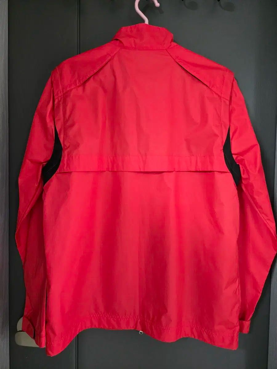NIKE ナイキ ゴルフ ウィンドブレーカー ウインドランナー 赤 100