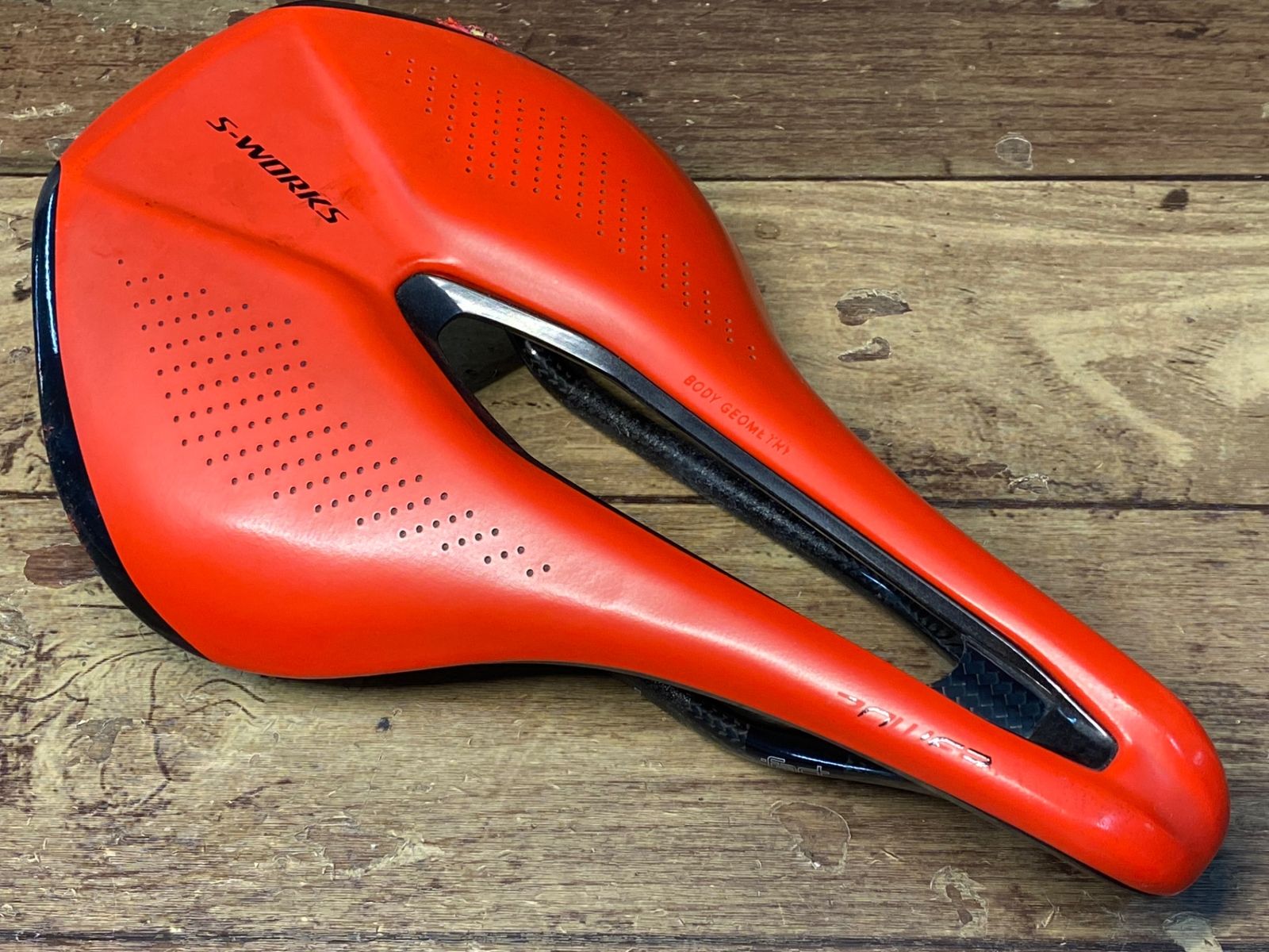 JD929 スペシャライズド SPECIALIZED S-WORKS TOUPE サドル 黒 143mm