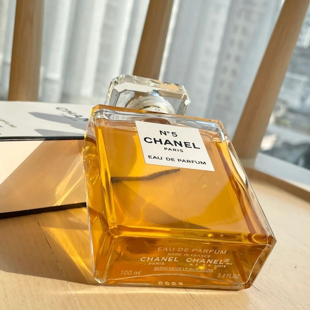 お値下げ！CHANEL N°5 オードパルファム 100ml