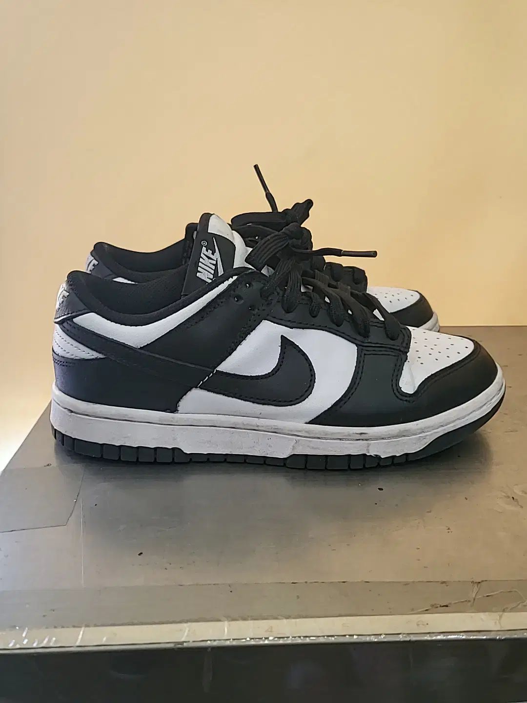 NIKE(ナイキ) ダンク ロー ブラックu0026ホワイト 235 サイズ