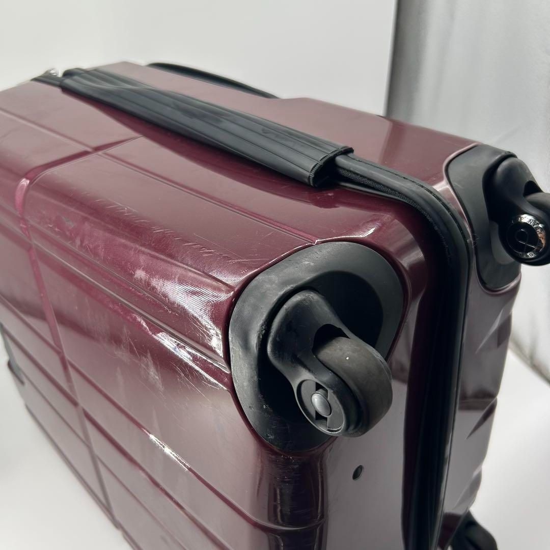 キャリーケース スーツケース