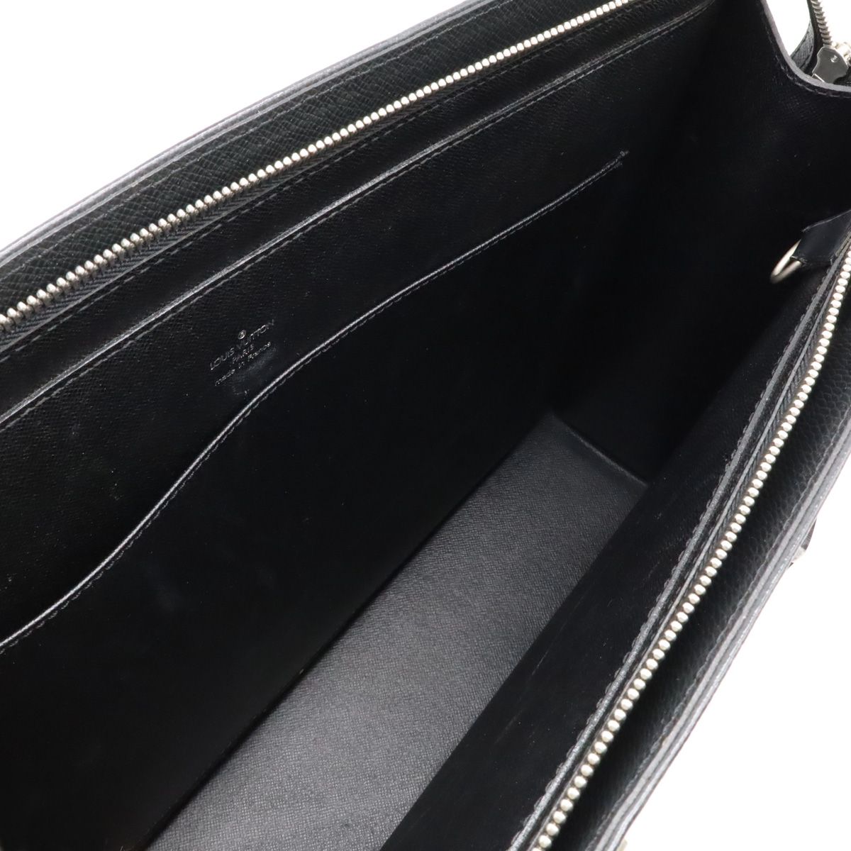 LOUIS VUITTON ルイ ヴィトン タイガ ポルトドキュマン ロザン