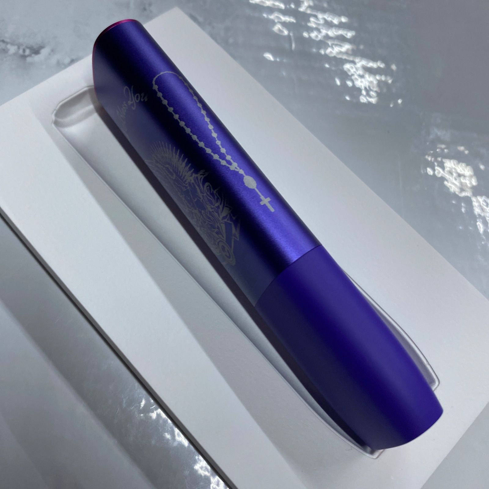 iQOS ILUMA ONE アイコス イルマ ワン レーザー加工 両面 同柄 祈り手 iQOS ILUMA ONE アイコス イルマ ワン レーザー加工 両面 同柄 祈り手