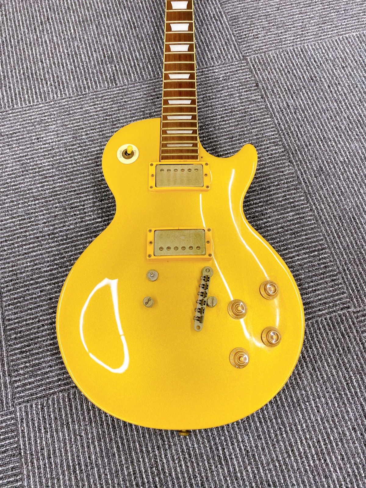 グレッチエレキギター金ラメ＆オマケ Gretsch Electromatic ゴールド