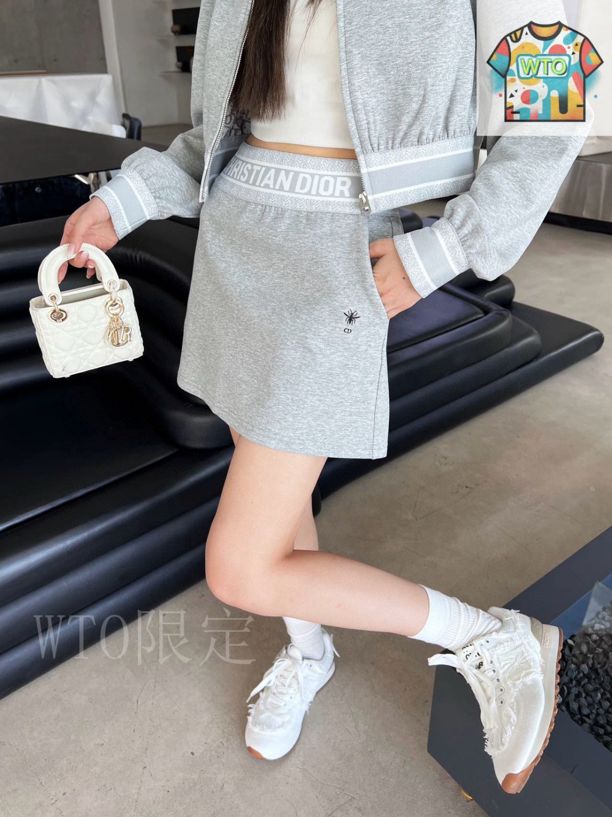 今日特価】Dior ディオール カジュアルセット（フーディ短款 +