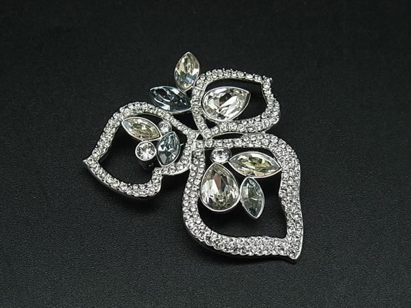 □極美品□ SWAROVSKI スワロフスキー ラインストーン ピン