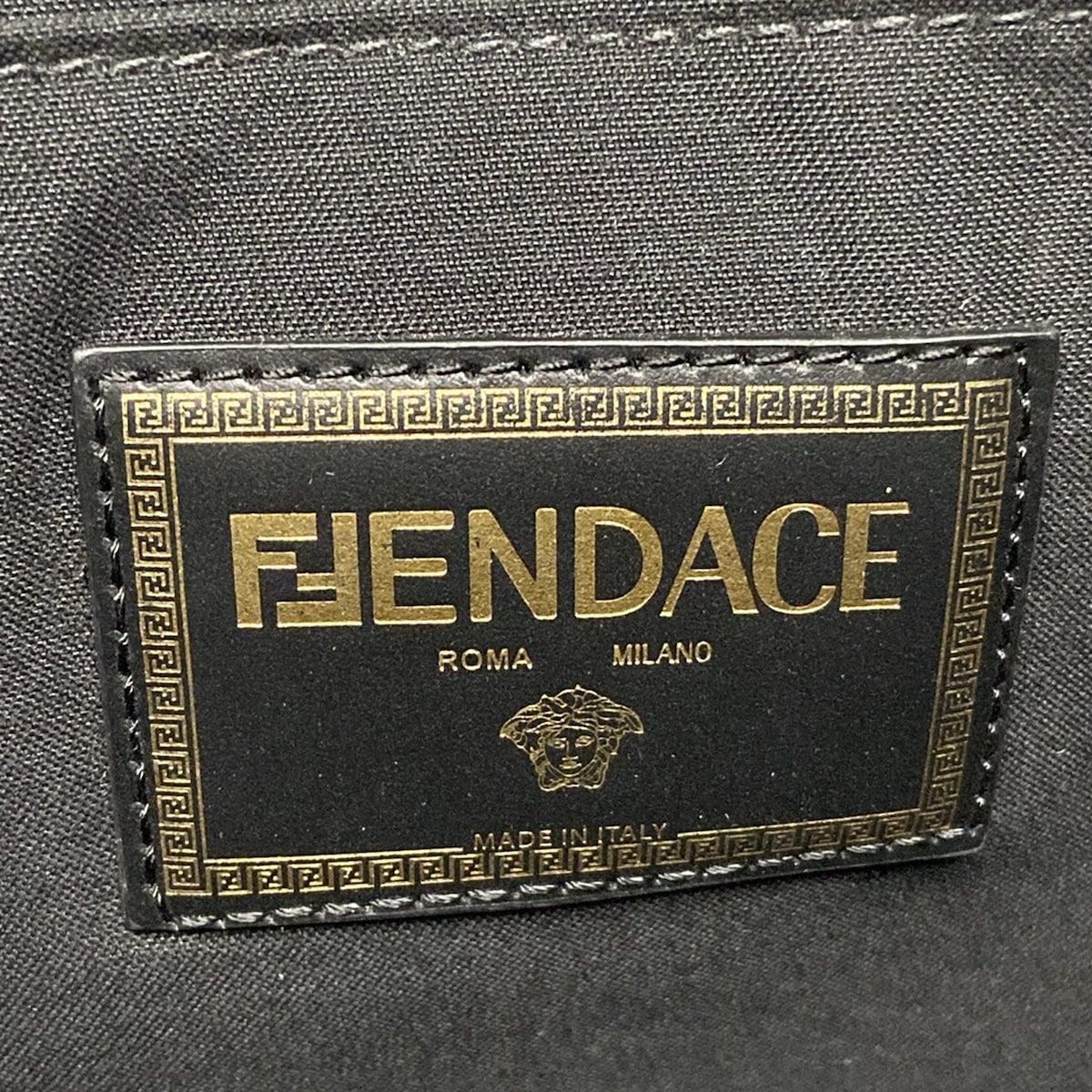 クラッチバッグ