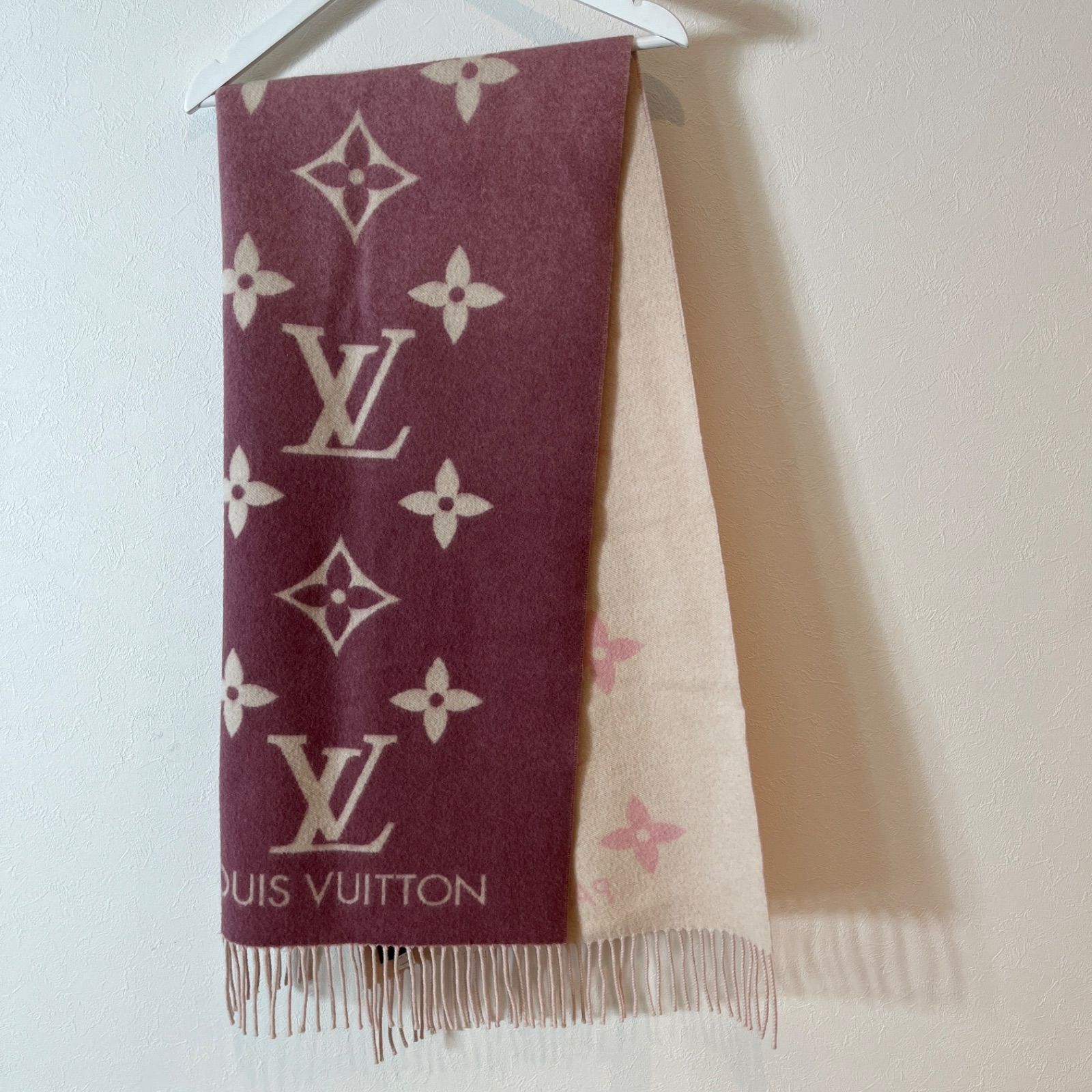 Louis Vuitton マフラー レイキャビック グラディエント ピンク