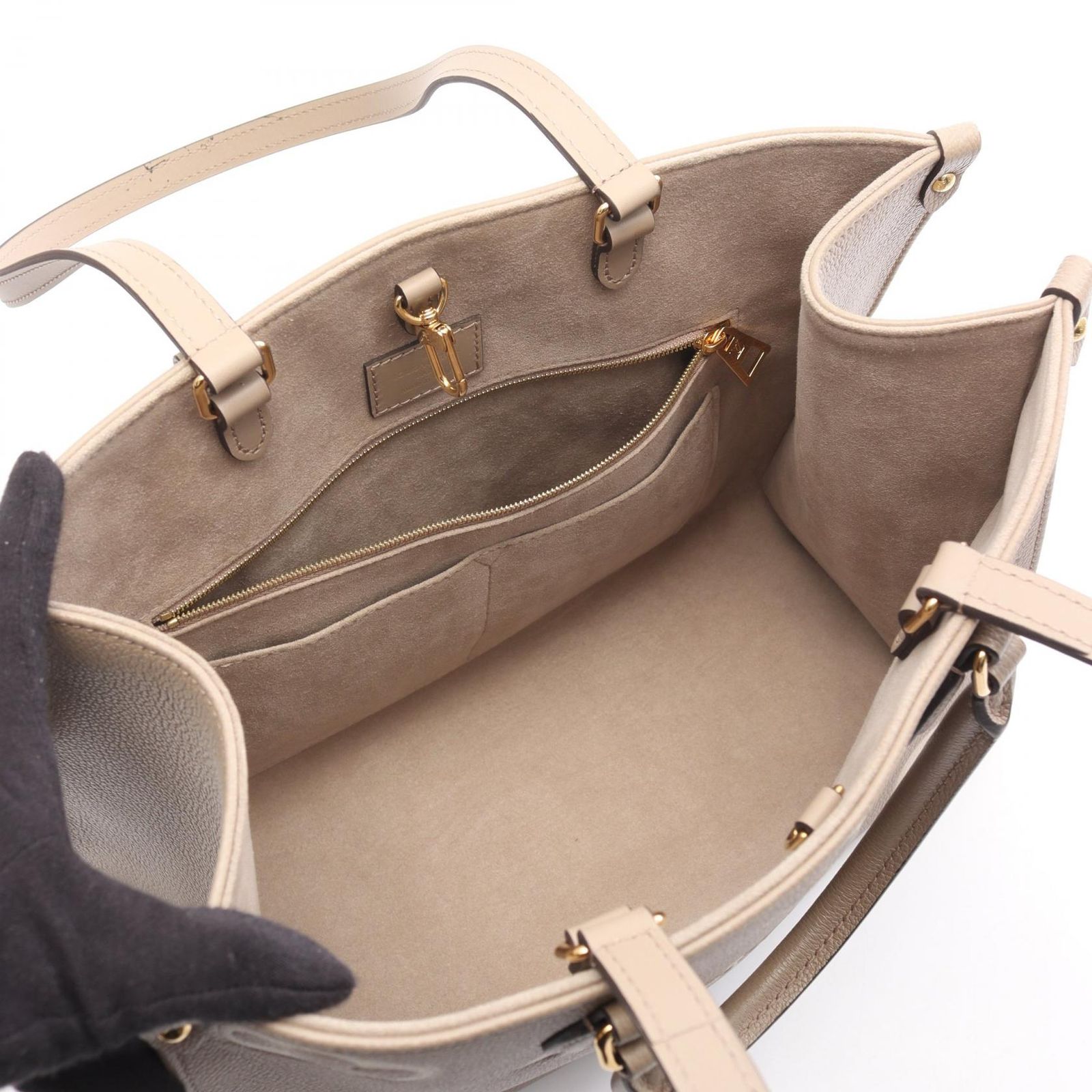 Louis Vuitton Onthego MM Monogram リップチャームトートバッグ LOUIS VUITTON(ルイ・ヴィトン) モノグラム・アンプラント