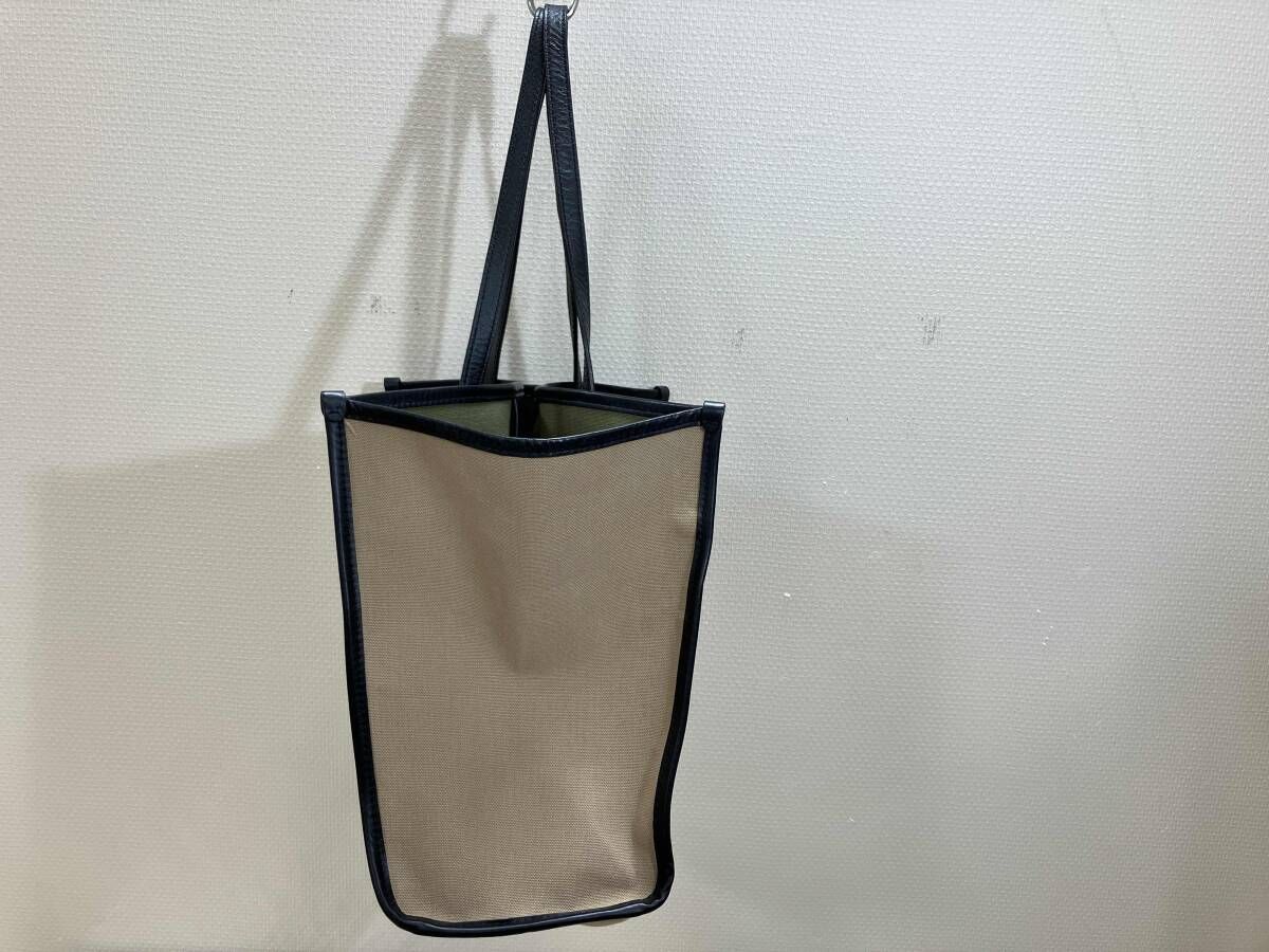GIANNI CHIARINI ベージュ ブラック トートバッグ GIANNI CHIARINI トートバッグ キャンバストートバッグ ベージュ