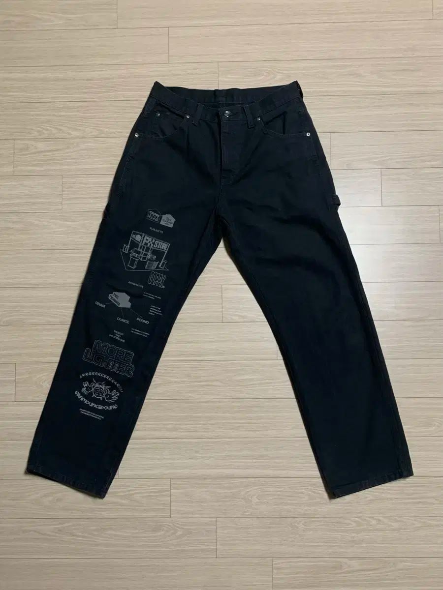 グラム オンス パウンド プリント カーペンターパンツ