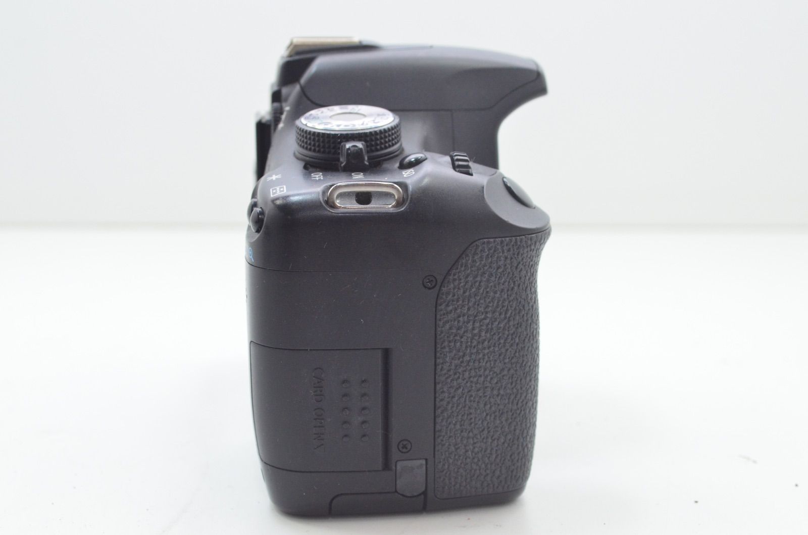送料無料】 Canon キヤノン EOS Kiss X3 デジタル一眼レフカメラ