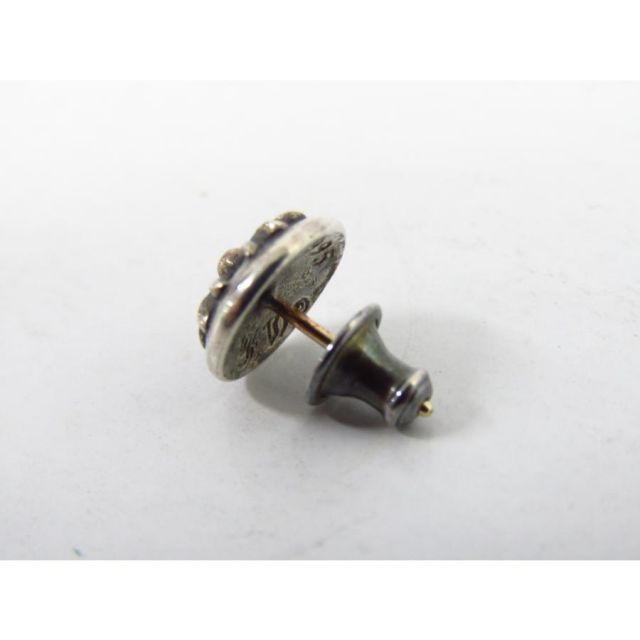 スタッド ピアス