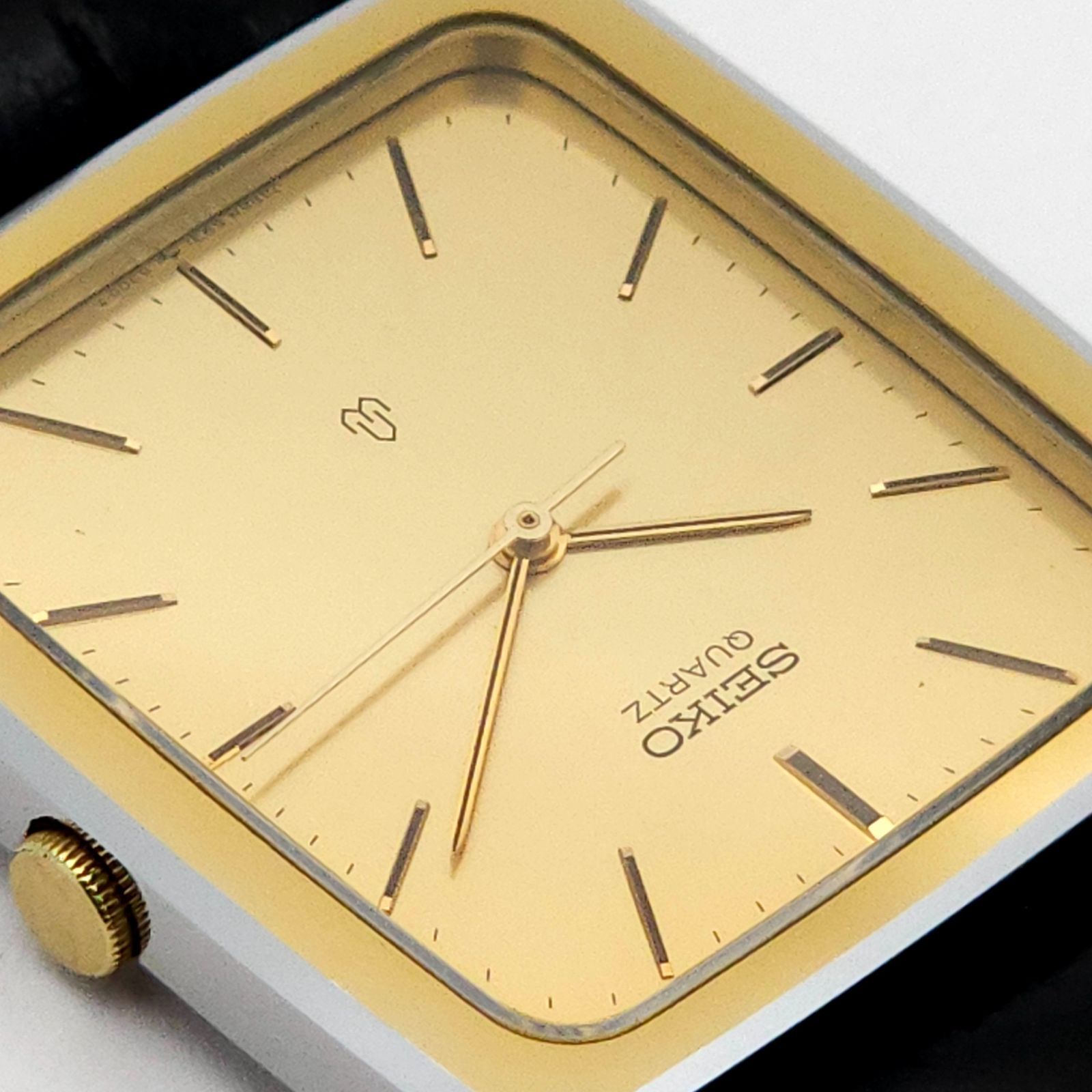 SEIKO】 5931-5280黒文字盤 タンク 1980年代