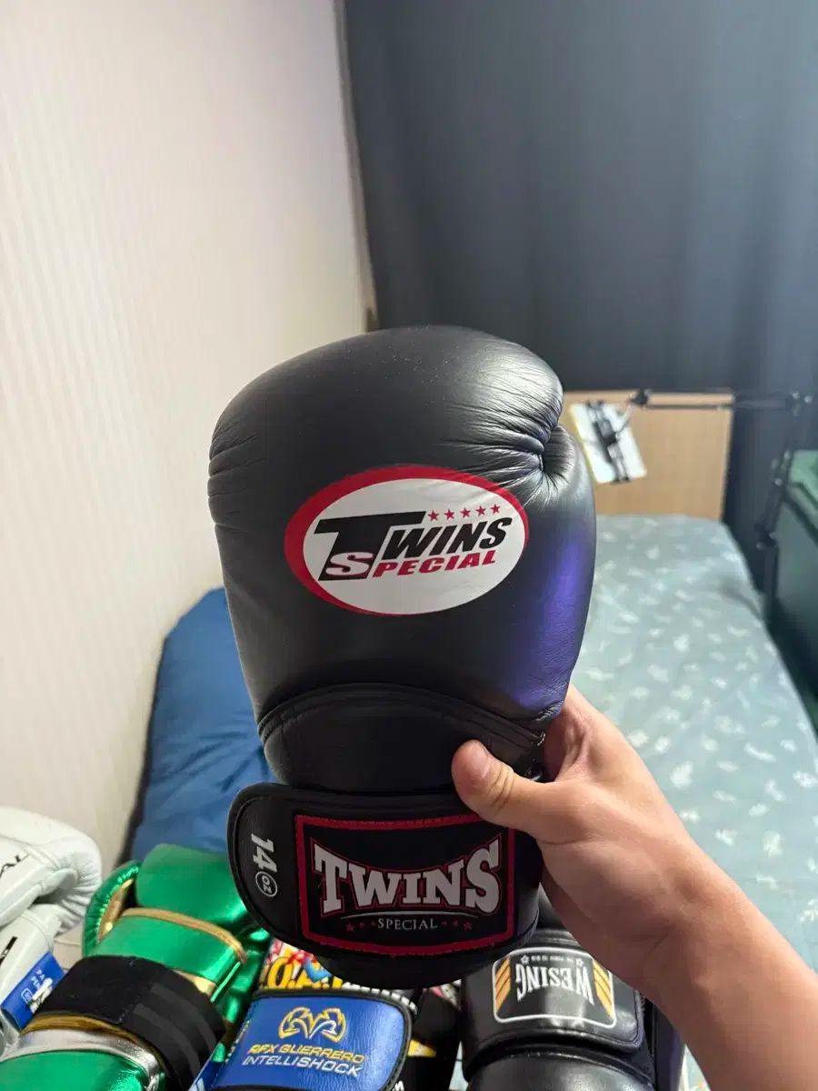 TWINS ツインズ 14oz