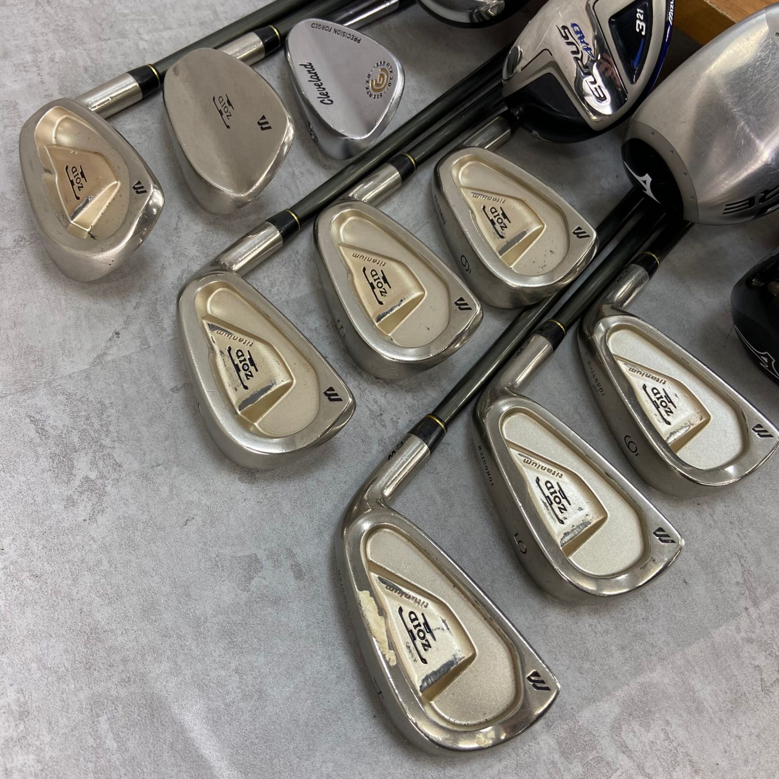 ミズノ　テーラーメイド　メンズゴルフ14本セット　右利き用　キャディバッグ　入門 MIZUNO ミズノ TaylorMade テーラーメイド メンズゴルフ14本