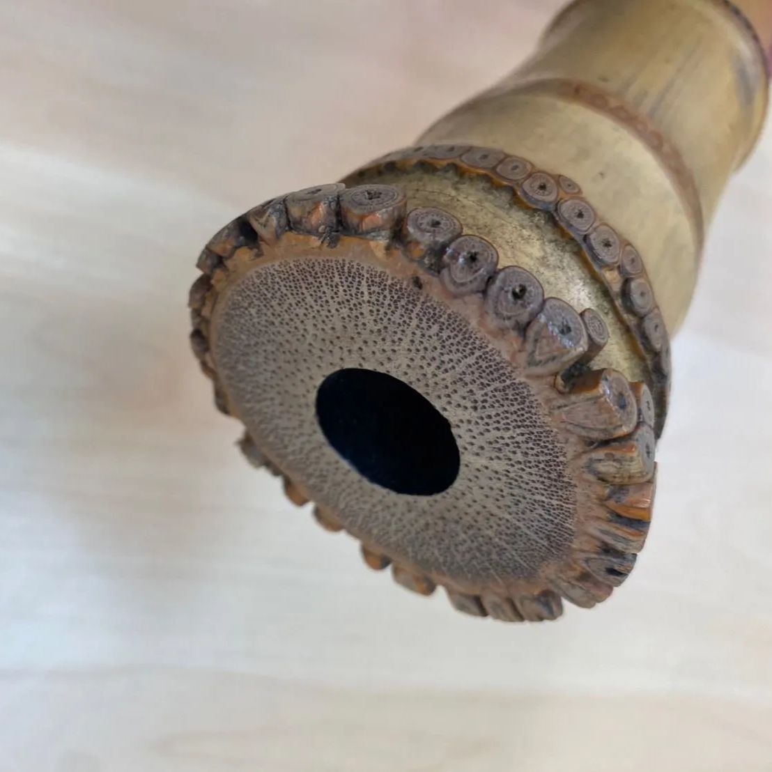 #時代物 #古作 #尺八 #一本物 #蜘蛛 #彫刻 #和楽器 #骨董 #師 時代物 #古作 #尺八 #一本物 #蜘蛛 #彫刻 #和楽器 #骨董 #師