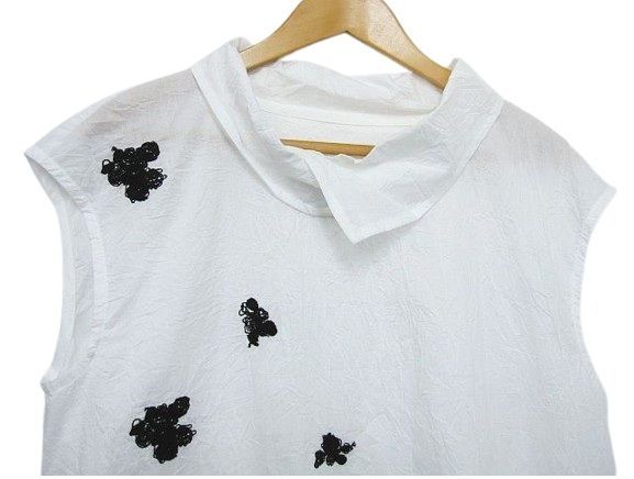 〇【極美品】慈雨 ジウ センソユニコ ノースリーブ プルオーバー
