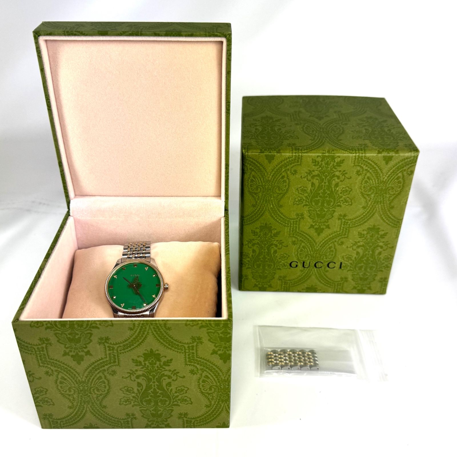 希少】グッチ GUCCI Gタイムレス ビーウォッチ 126.4 YA1264182 Bee 蜂
