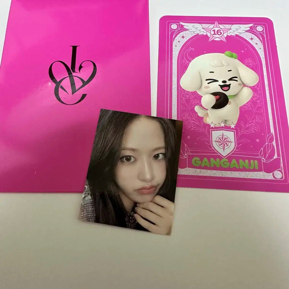 MAGAZINE IVE 韓国ファンミ ユジン 水筒 トレカ idフォト IVE ユジン ファンミ タンブラー IDフォト 証明写真 トレカ