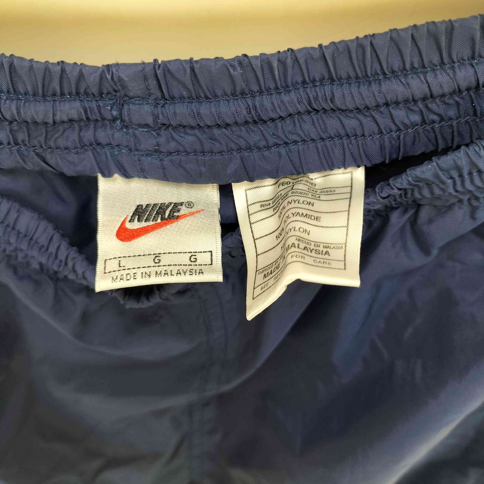 【NIKE ナイキ】ナイロンパンツ　銀タグ (白タグ)　刺繍ロゴ　90s 楽天市場】90s NIKE 初期 銀タグ スウォッシュ ロゴ 刺繍 ナイロン