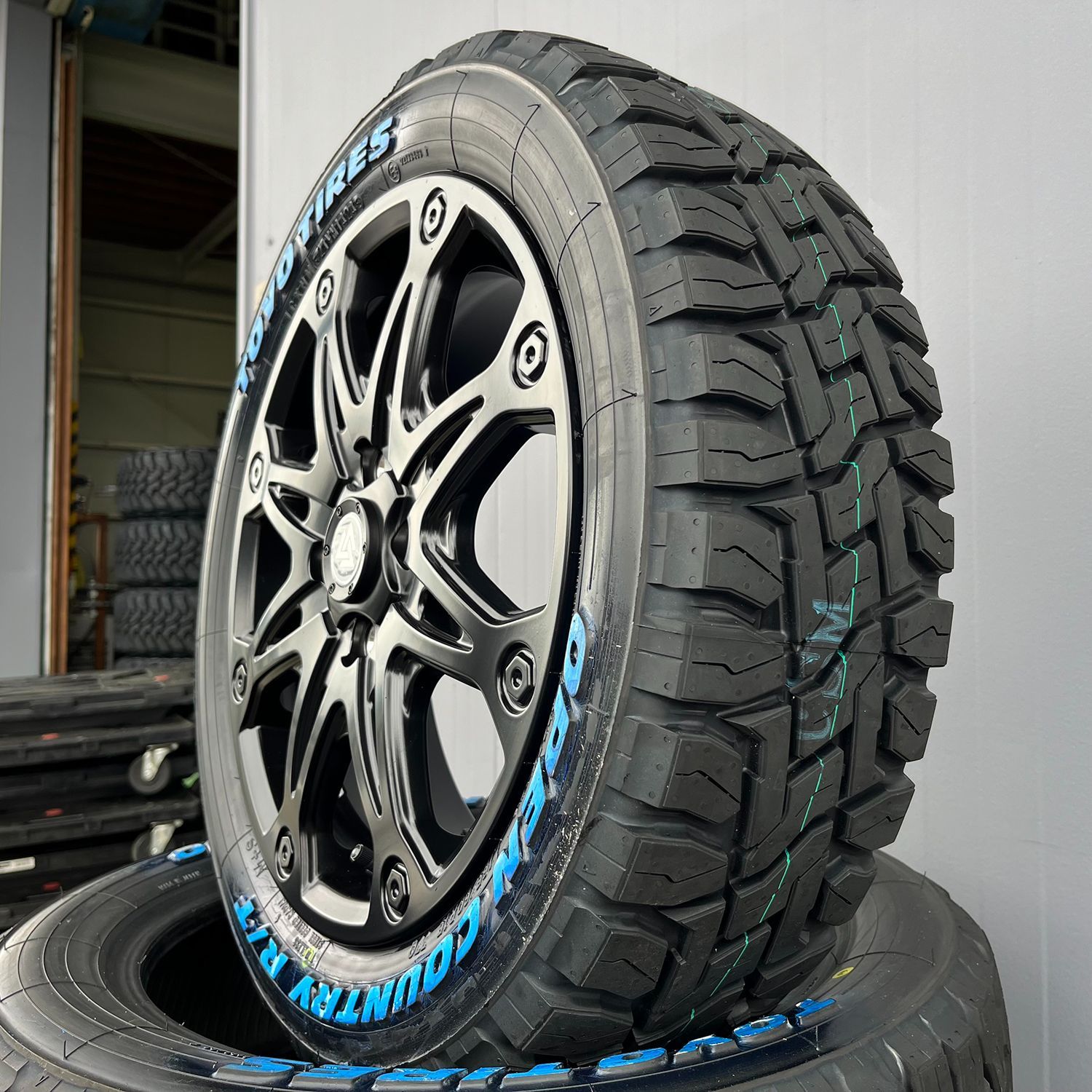 サマータイヤ【ダイハツ】ハイゼットジャンボ 15インチ 165/60R15 TOYO