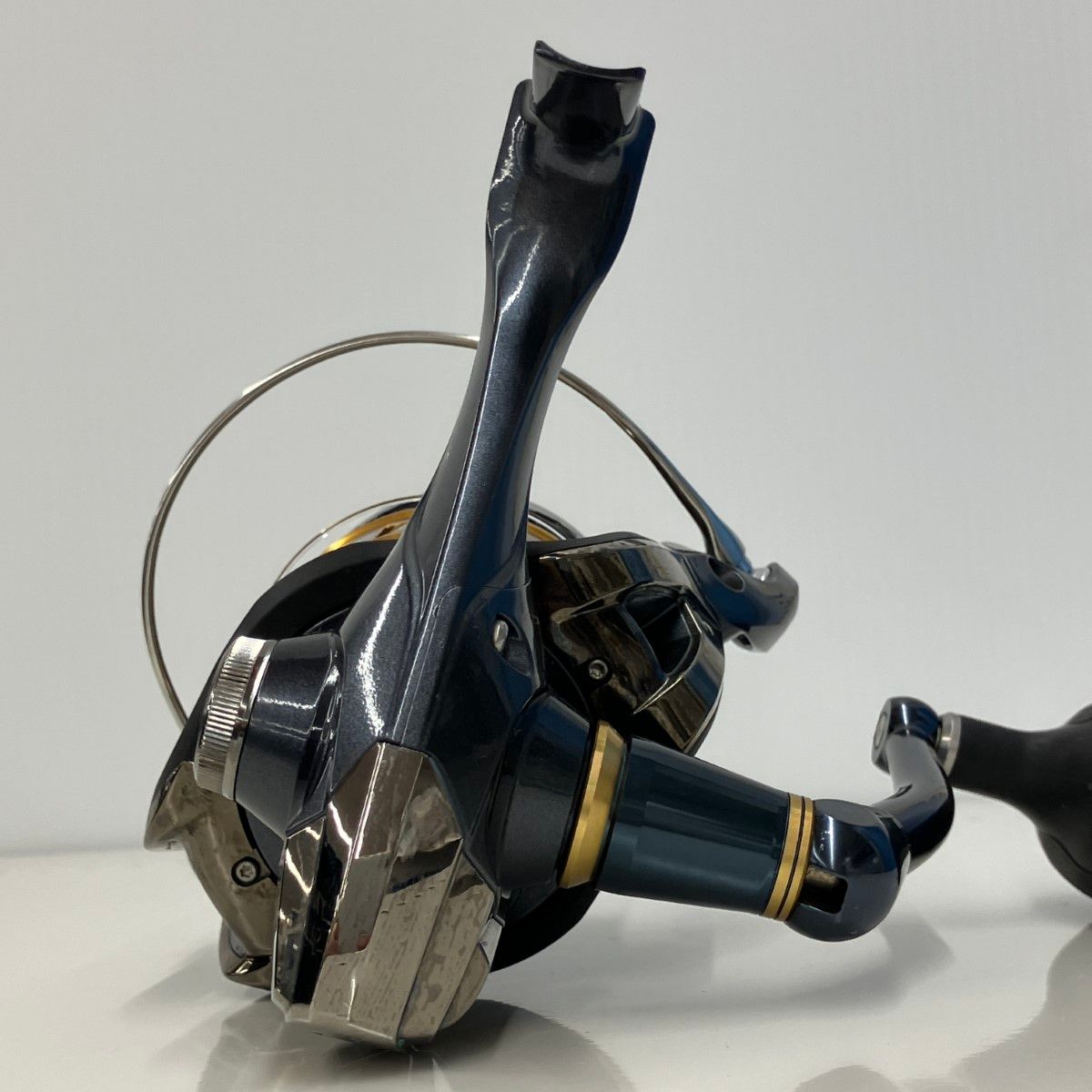 釣り用品 リール スピニングリール SHIMANO 03322 箱付 15ツイン