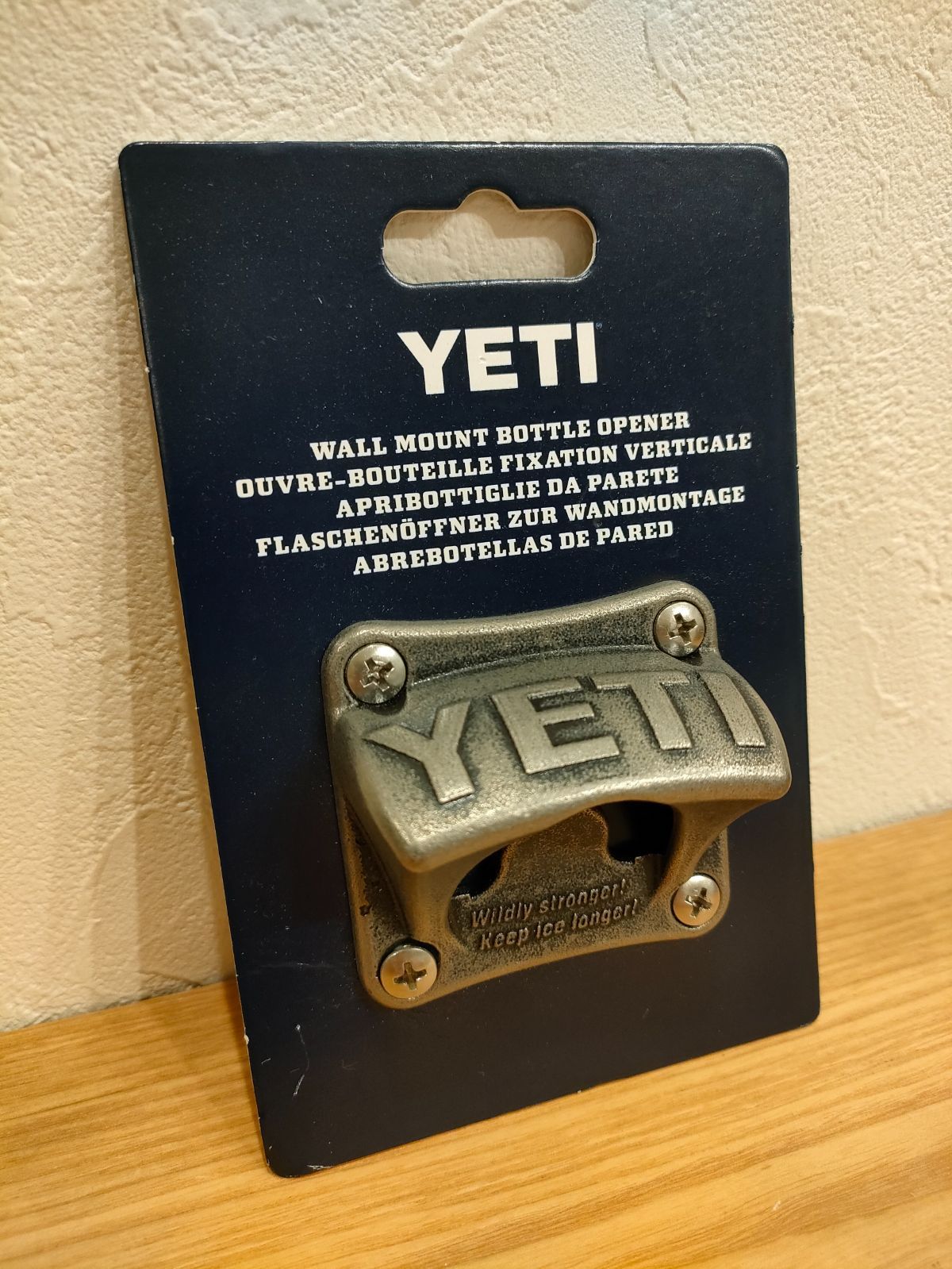 YETI イエティ ウォールマウントボトルオープナー Bottle Opener 一番人気物 - バーベキュー・調理用品