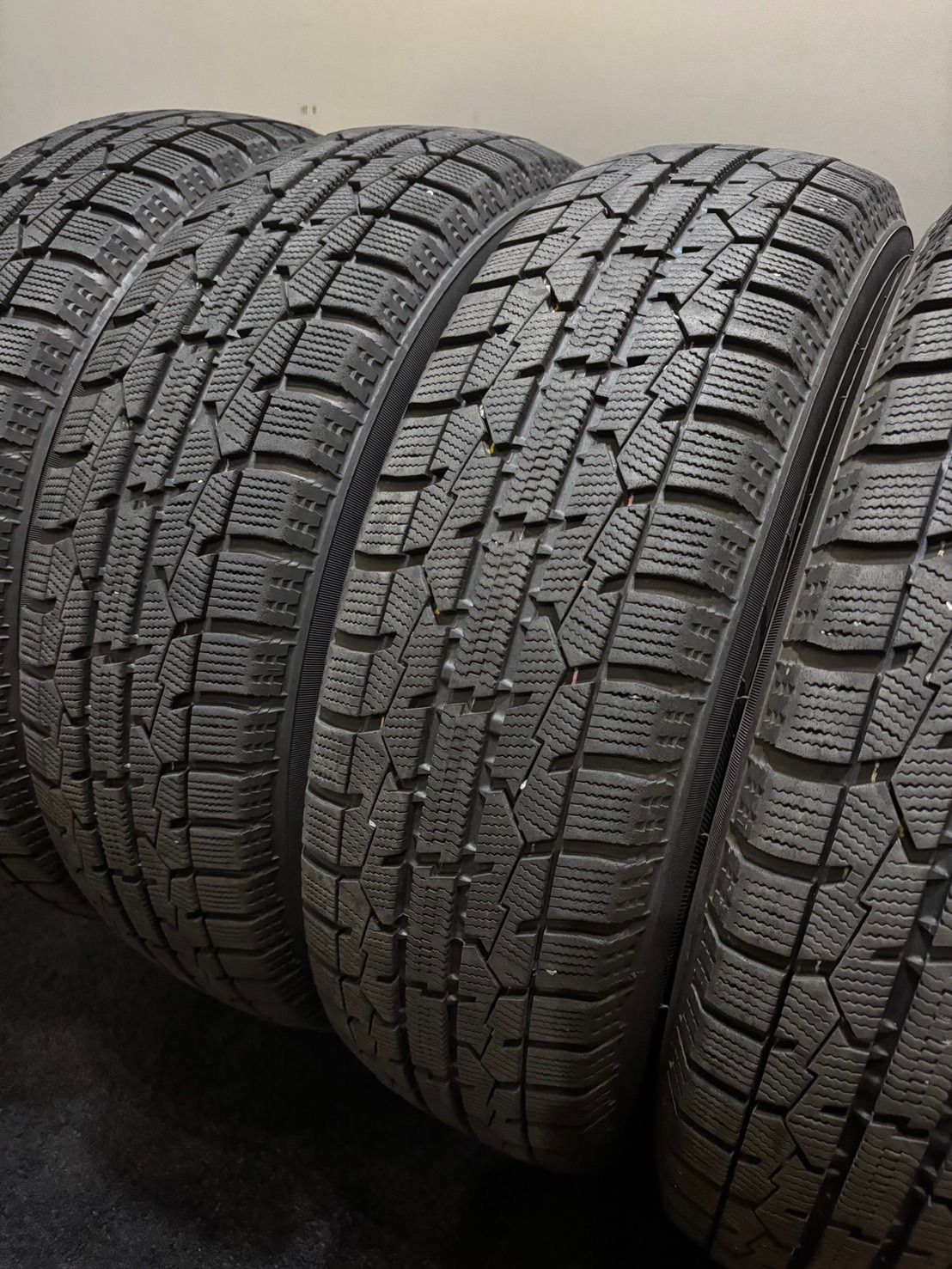 175 65R15 TOYO GARIT GIZ 20年製 スタッドレス 4本 アクア ヤリス フィット 3-K111