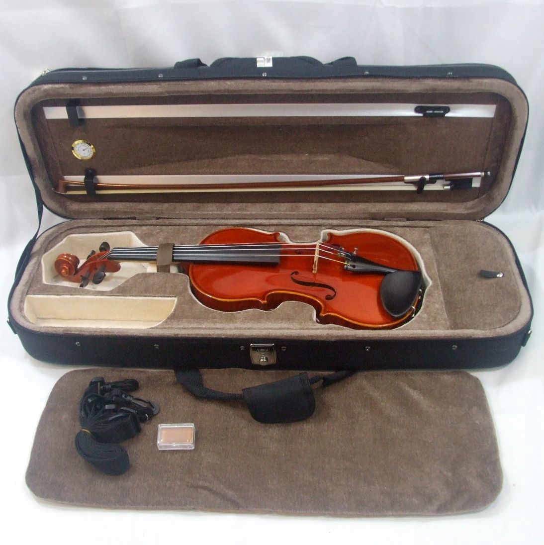 スズキバイオリン 3|4 分数 No330 2017年 虎杢 ドミナント弦 ケース SUGITO Stan-1 弓 ほぼ セット 定価の半額