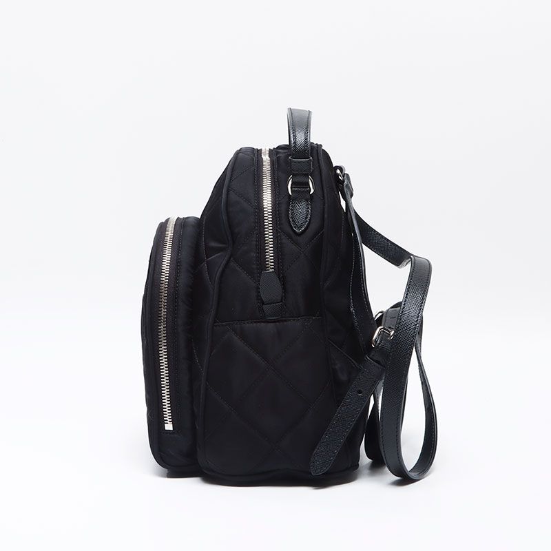 PRADA プラダ