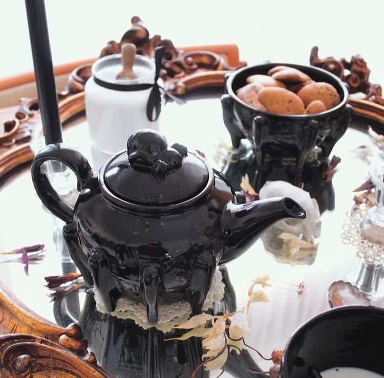 ホワイト ワークス白ワニ型コーヒー ポット急須クロコダイル鰐クロコ