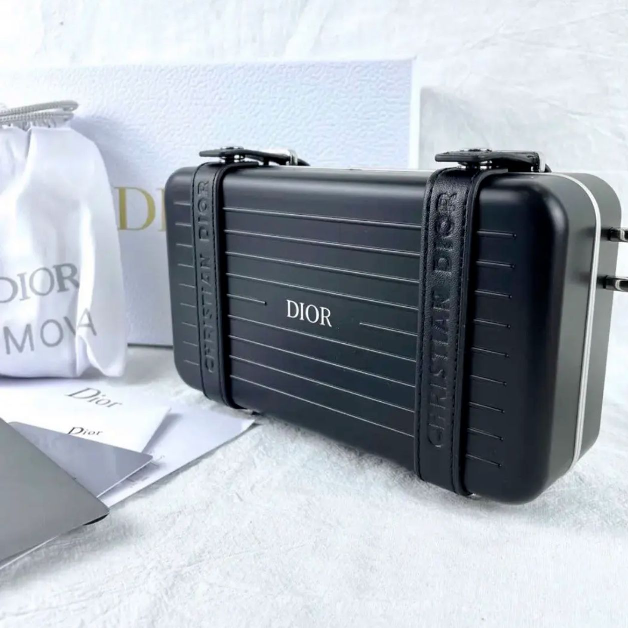 【美品譲渡/箱付き】DIOR AND RIMOWA パーソナルクラッチバッグ