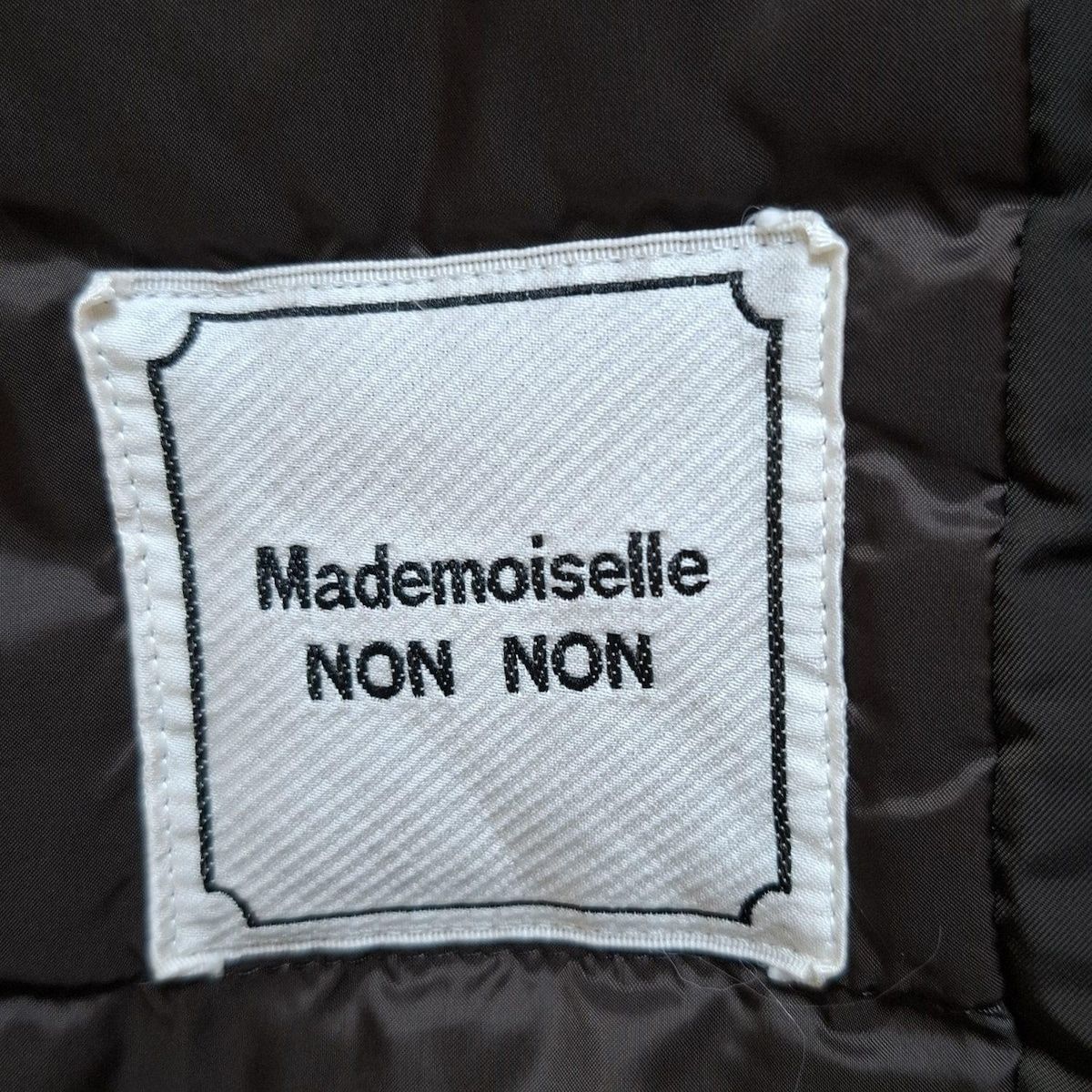 Mademoiselle NON NON(マドモアゼルノンノン) ダウンコート サイズM