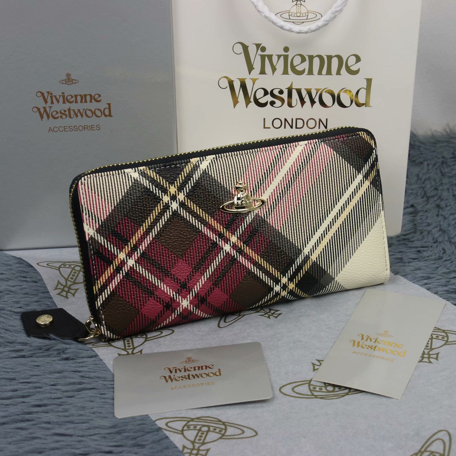 新品 ヴィヴィアンウエストウッド 長財布 Vivienne Westwood 