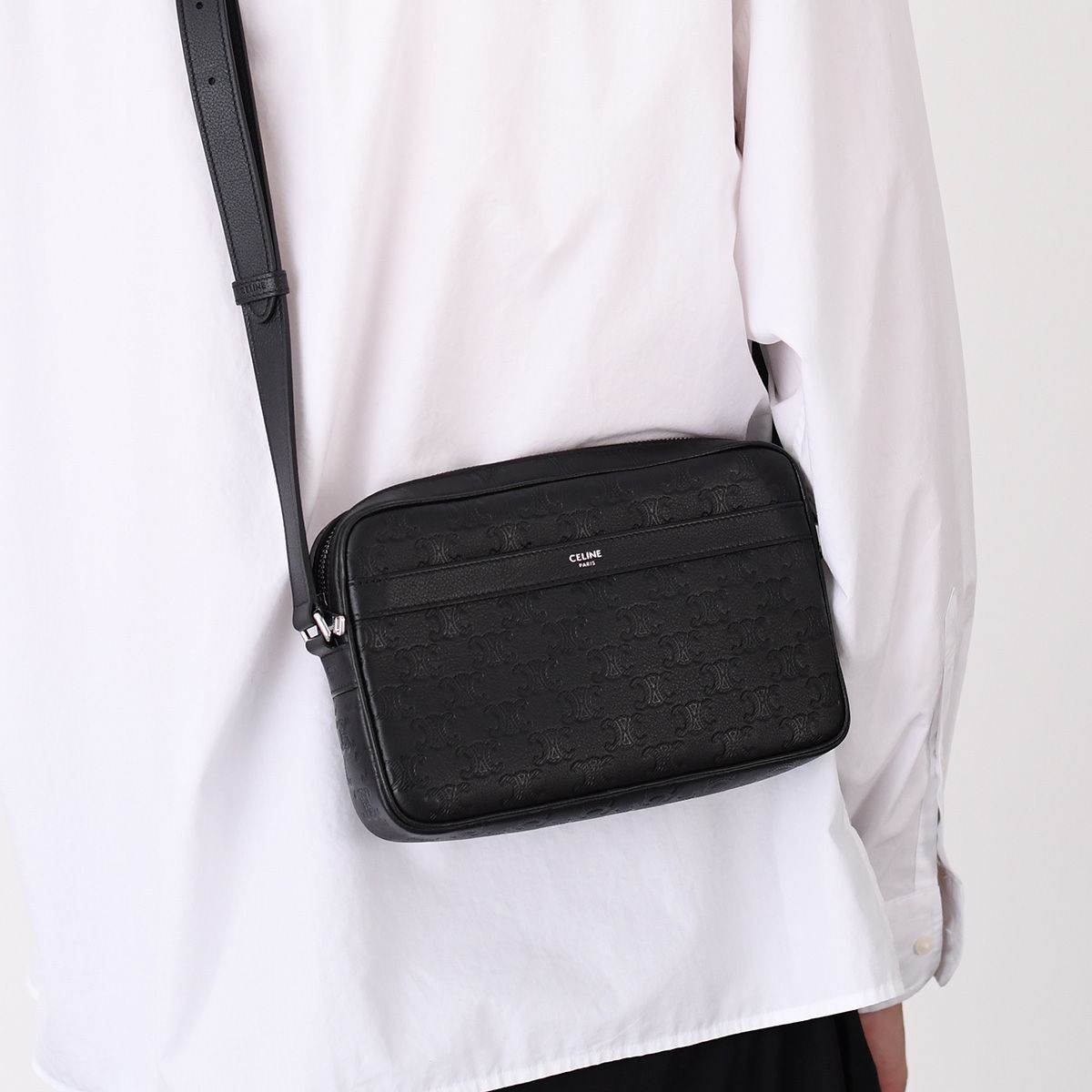 【美品】CELINE ミディアムメッセンジャーバッグ CELINE ミディアム メッセンジャーバッグ