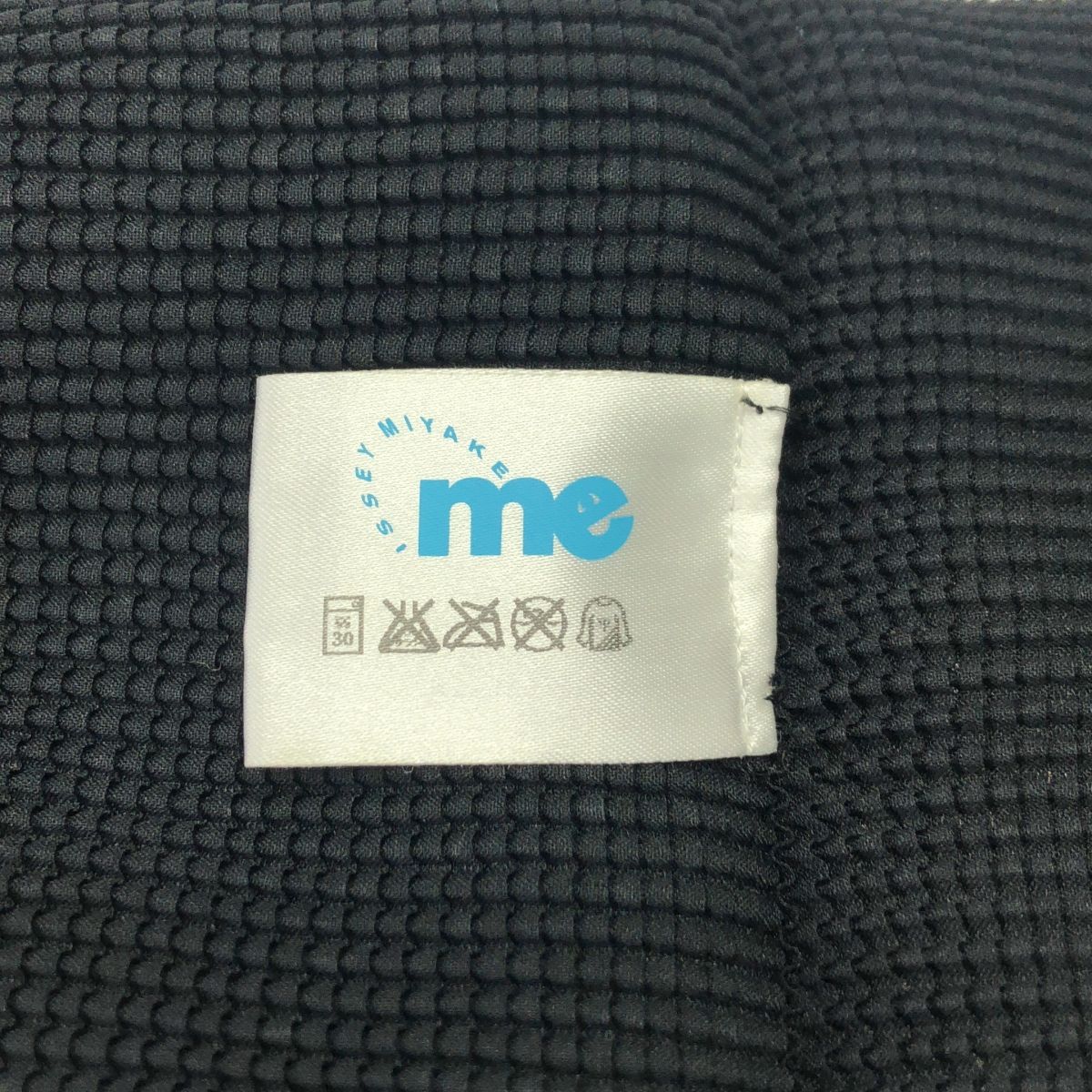 美品】 me ISSEY MIYAKE / ミーイッセイミヤケ | 総柄 箔プリント  