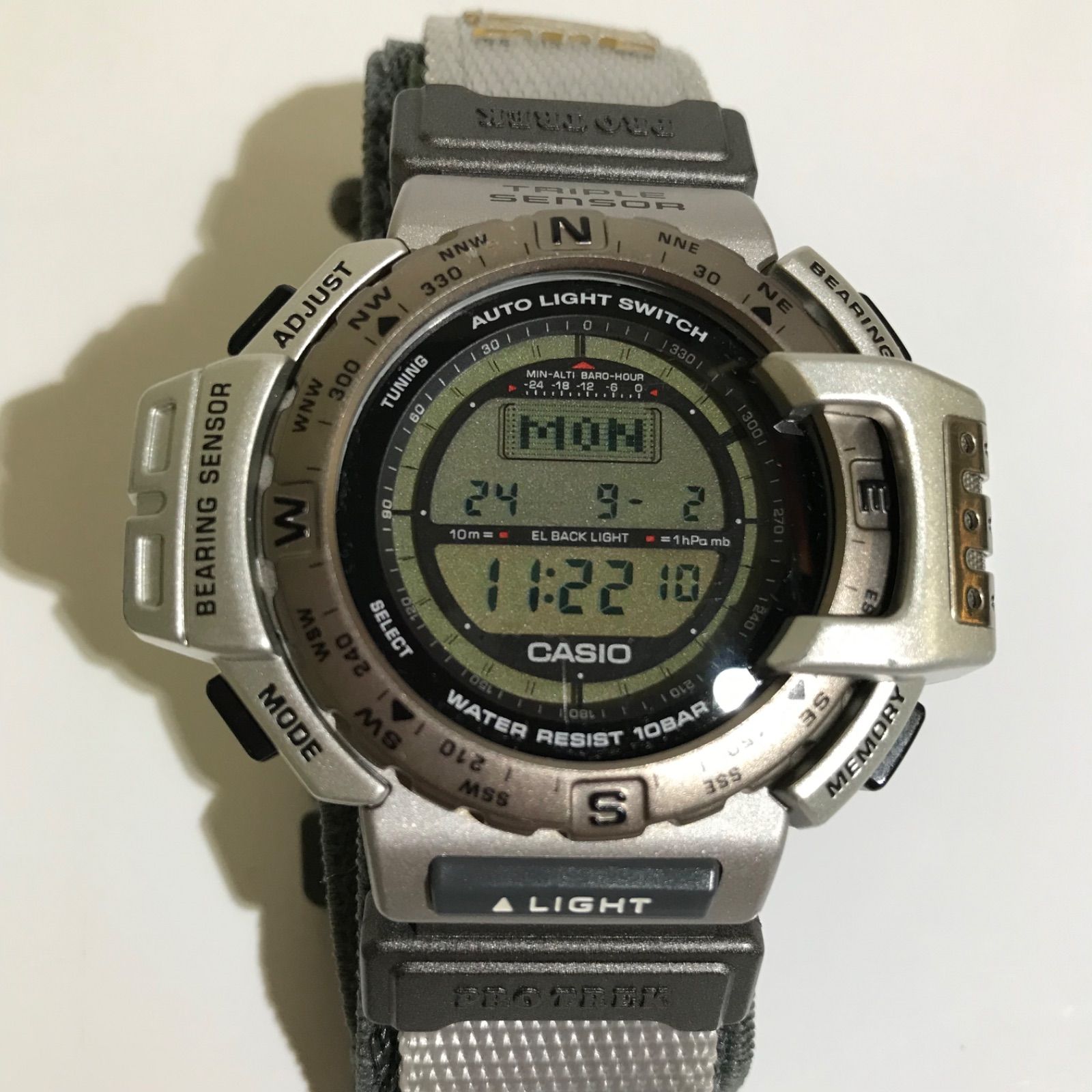 CASIO カシオ プロトレック PRT-40 トリプルセンサー デジタル 腕時計 メンズ 小物 - メルカリ