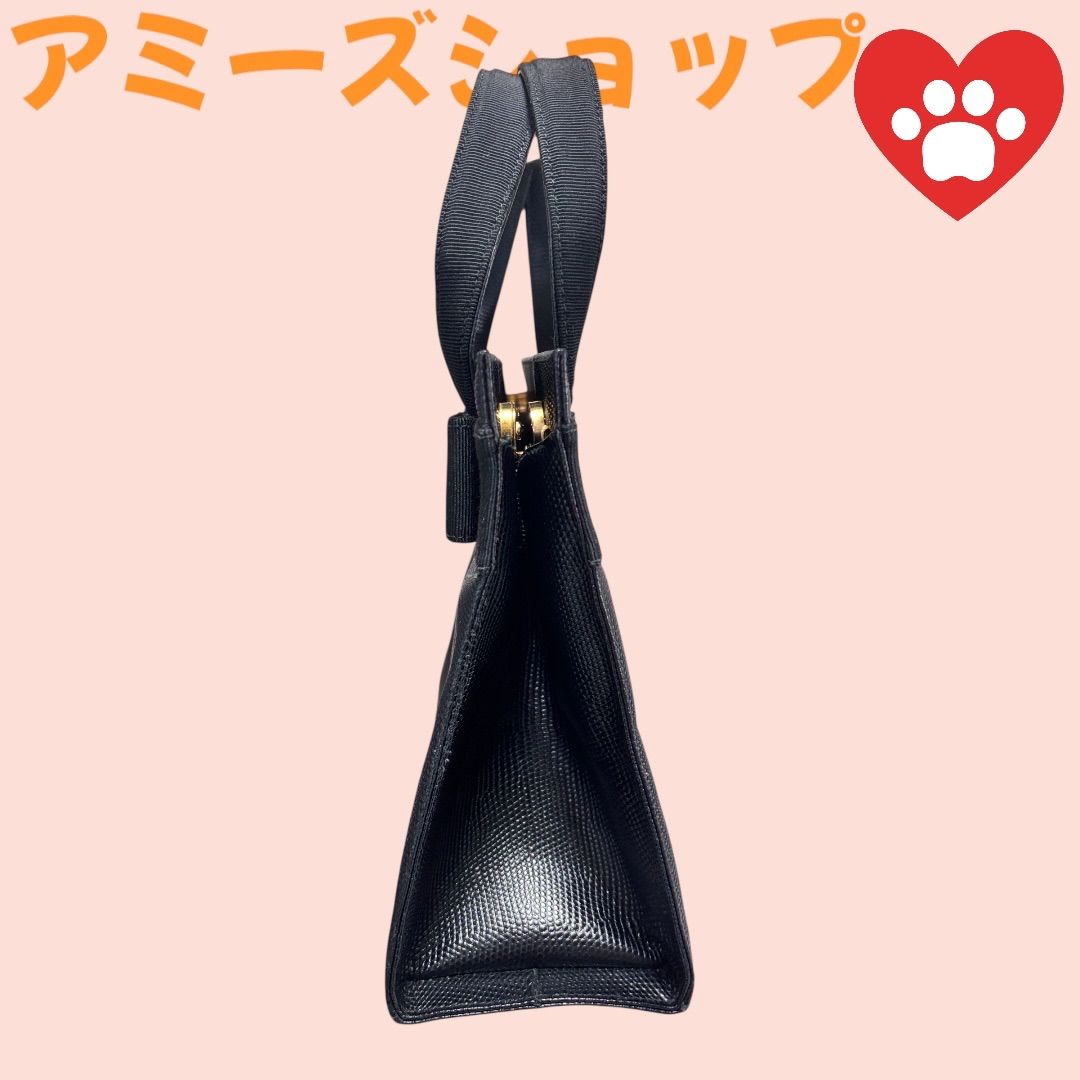 サルヴァトーレフェラガモ SalvatoreFeragamoヴァラリボン